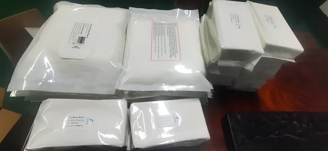 PRE-WETTED CLEANROOM WIPES
